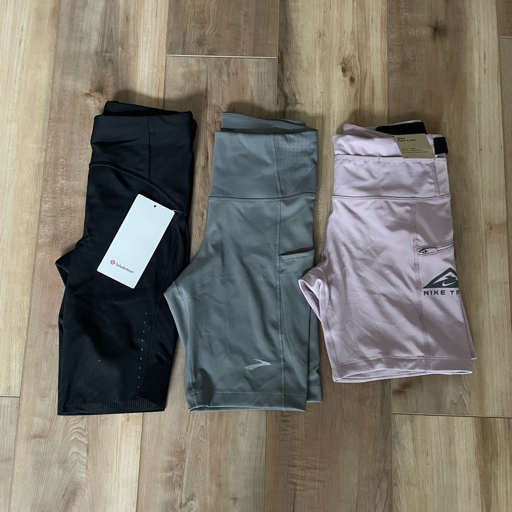 Lululemon Senseknit Running Hr Short 10. Brooks Method 8.
